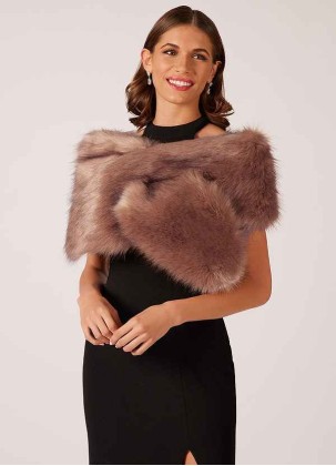 Cootoney Sincerity Faux Fur Wrap