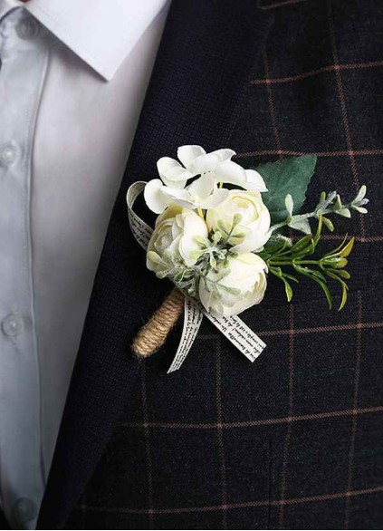 Rose Bouquet Boutonniere